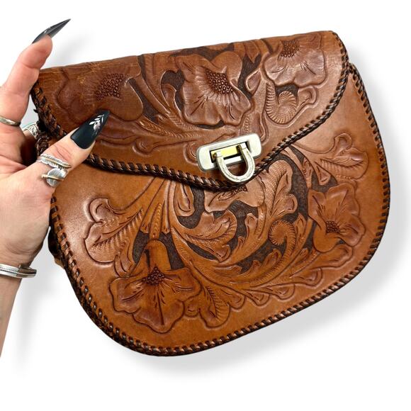 1950's cowgirl horseshoe buckle floral tooled leather handbag - Picture 2 of 12